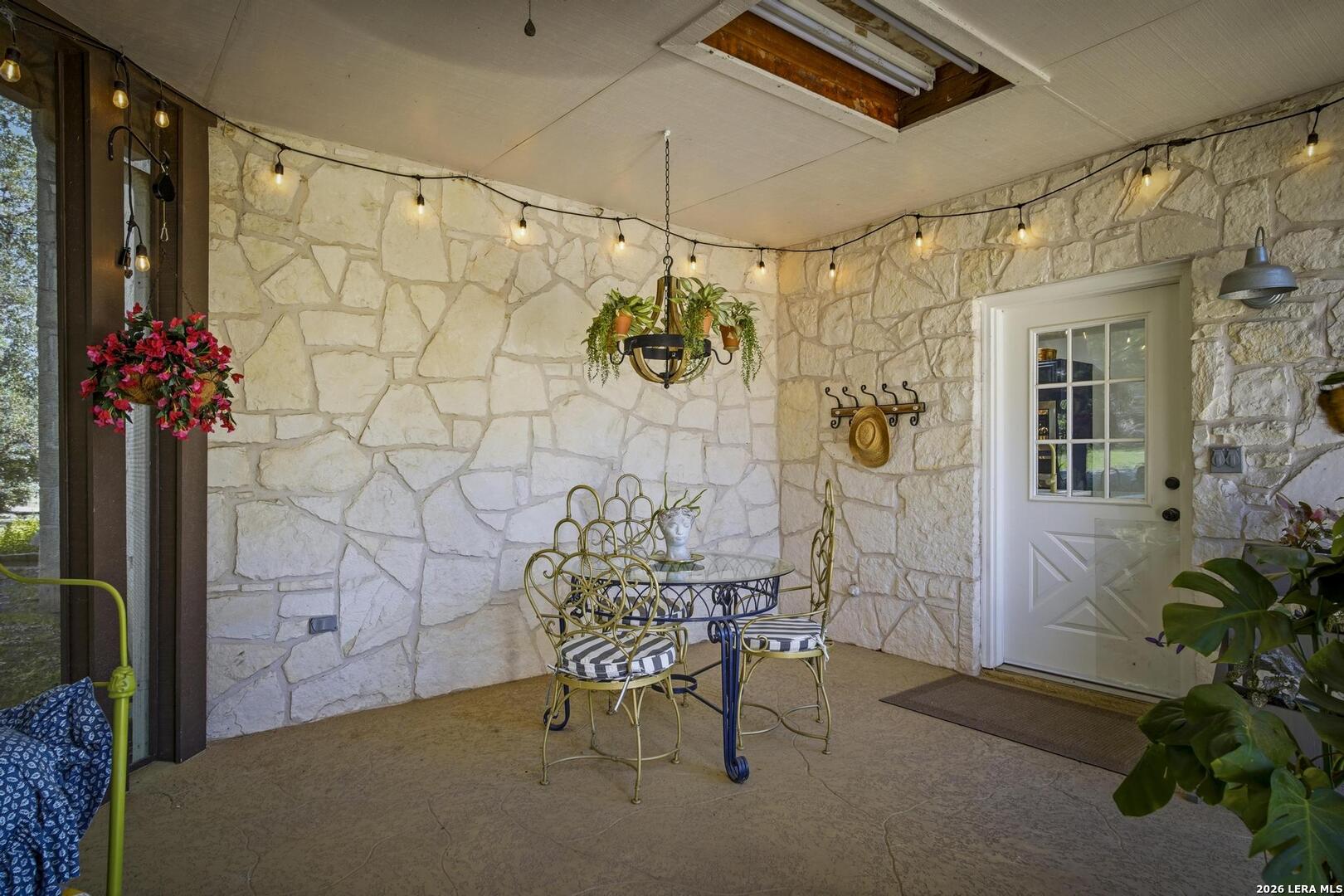 9318 Fox Briar Boerne TX 78006