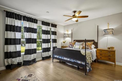 9318 Fox Briar Boerne TX 78006