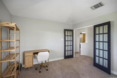 9318 Fox Briar Boerne TX 78006