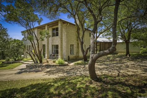 9318 Fox Briar Boerne TX 78006