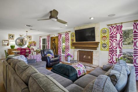 9318 Fox Briar Boerne TX 78006