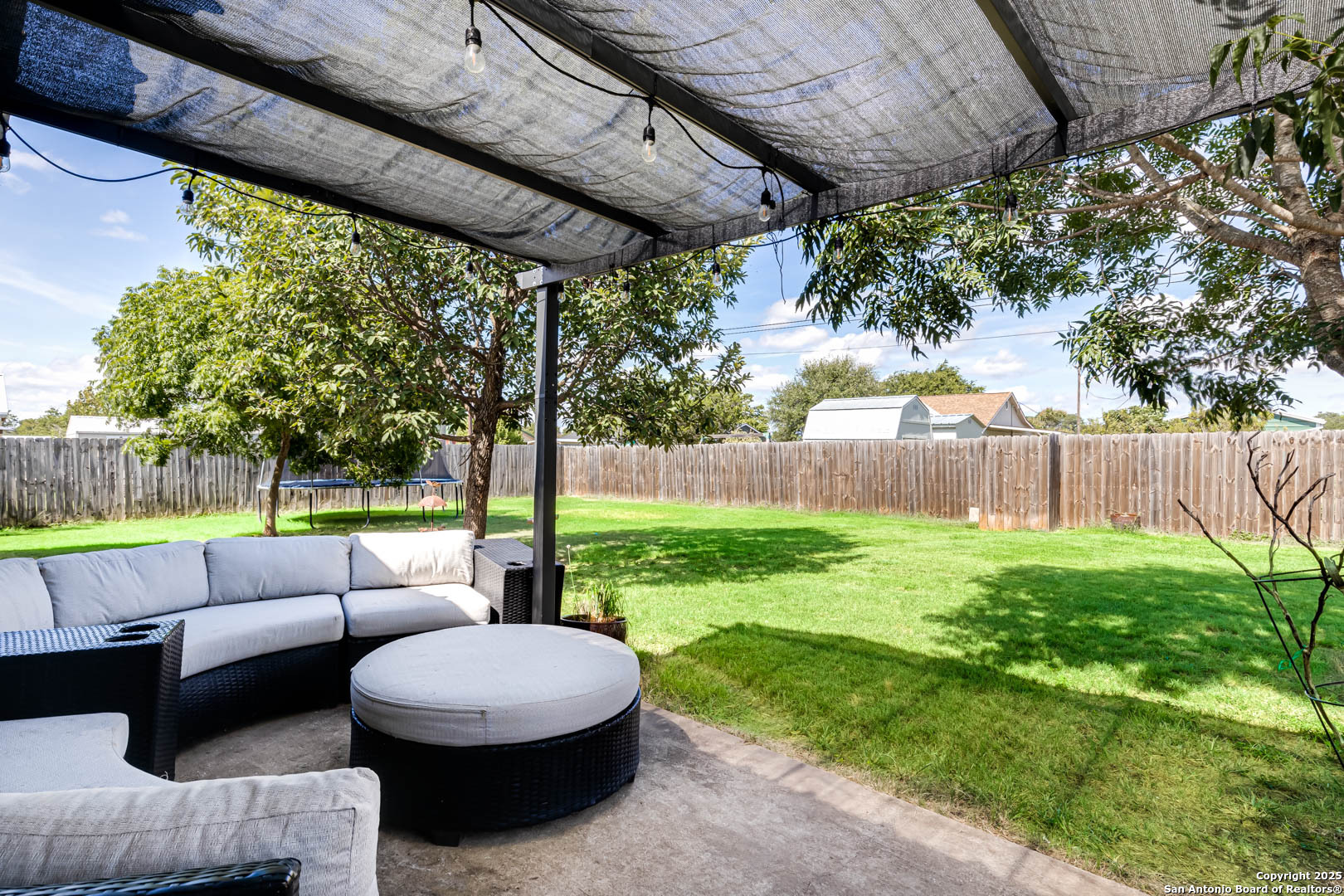 1299 Oakridge Drive Blanco TX 78606