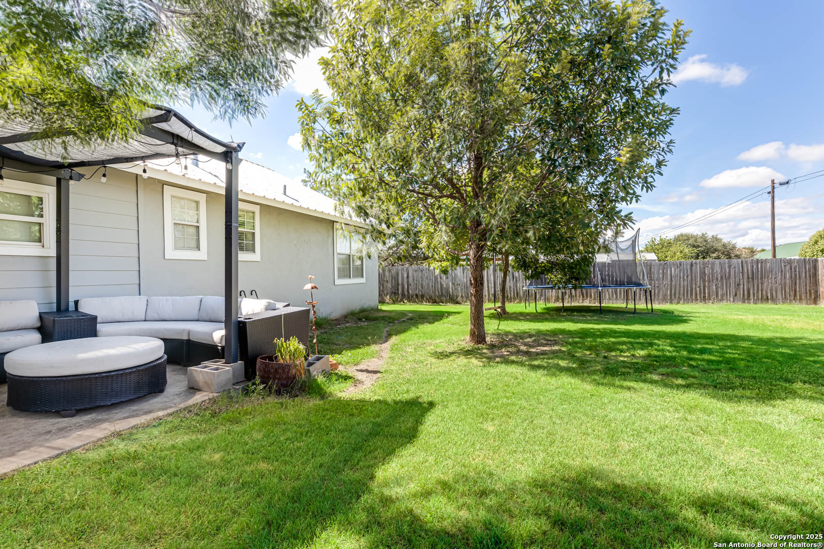 1299 Oakridge Drive Blanco TX 78606