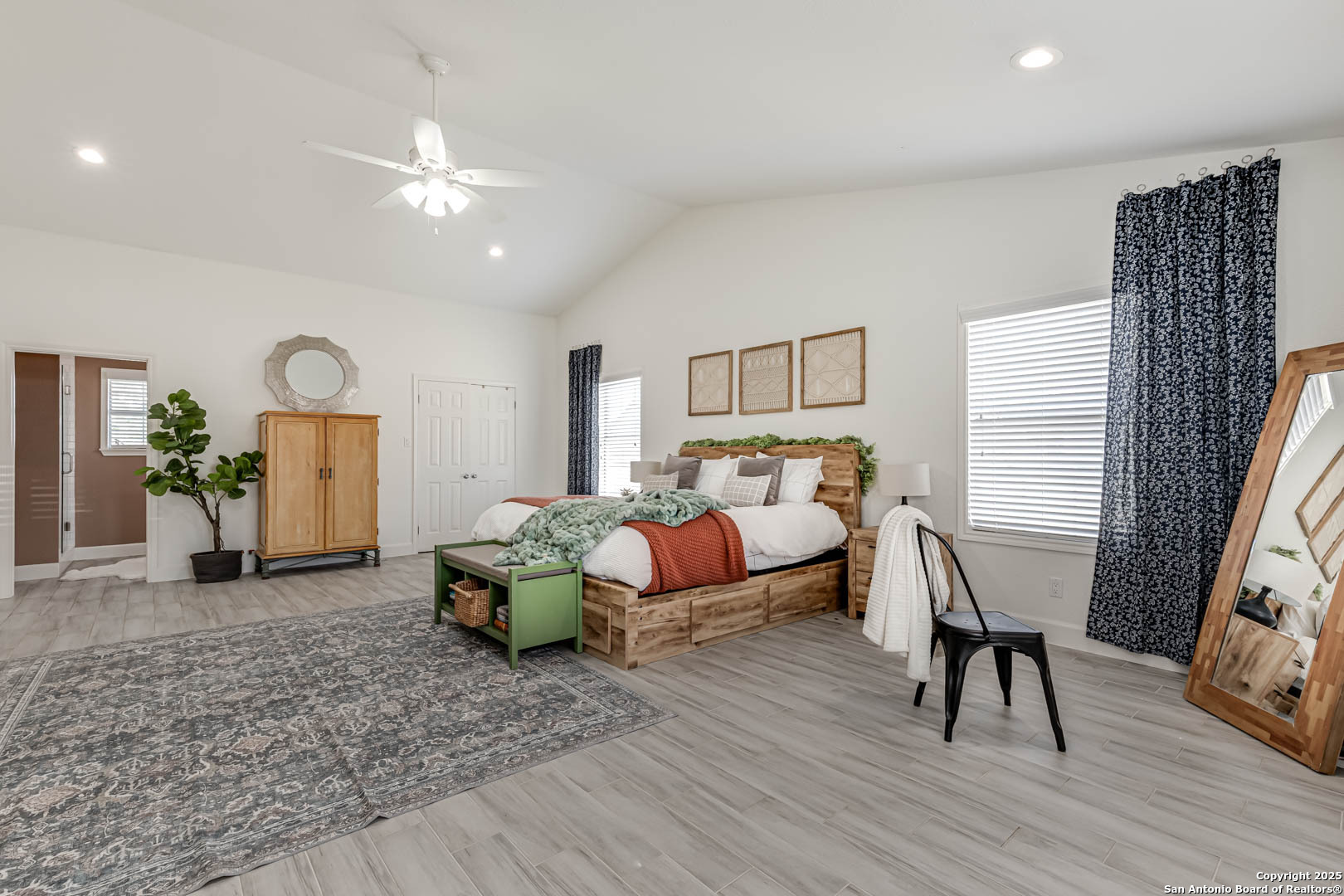 1299 Oakridge Drive Blanco TX 78606