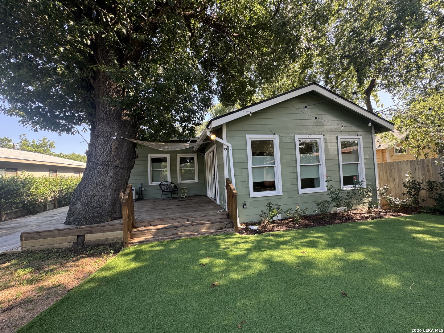 523 E Huisache Avenue San Antonio TX 78212