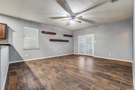 6523 Luckey Square San Antonio TX 78252