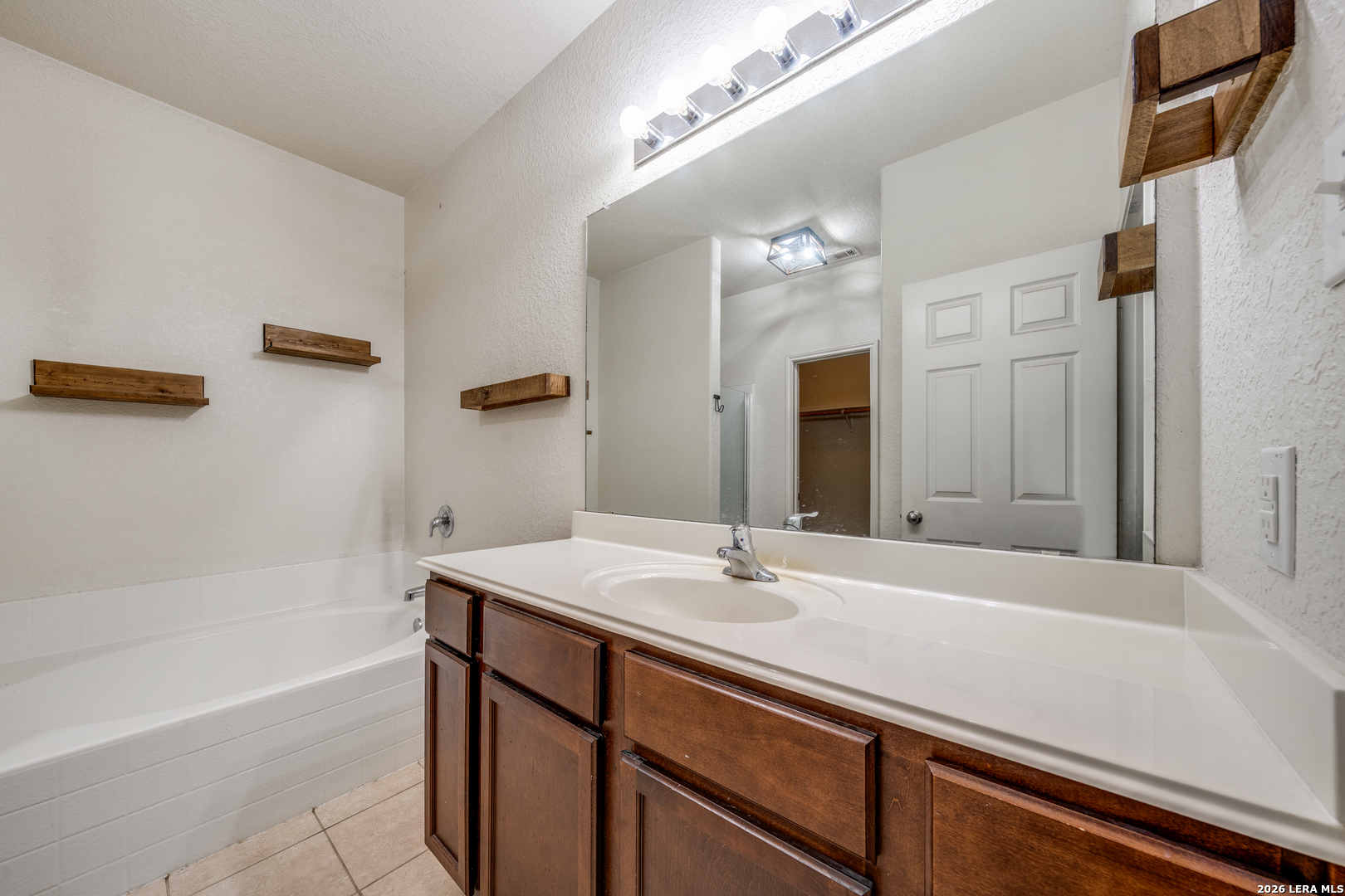 6523 Luckey Square San Antonio TX 78252