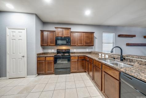 6523 Luckey Square San Antonio TX 78252