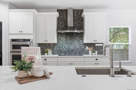 10618 Clover Canyon Helotes TX 78023