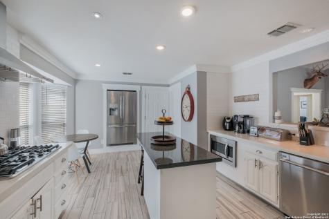 8458 Timber Belt San Antonio TX 78250