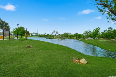6319 Lakewood Park Windcrest TX 78239