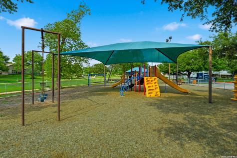 6319 Lakewood Park Windcrest TX 78239