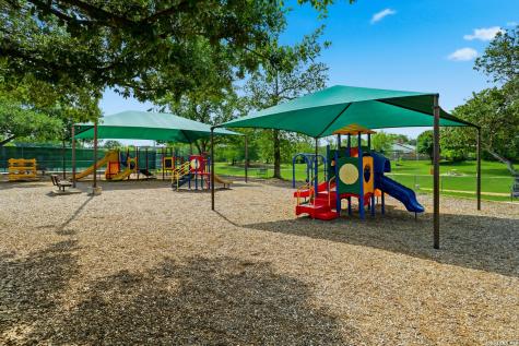 6319 Lakewood Park Windcrest TX 78239