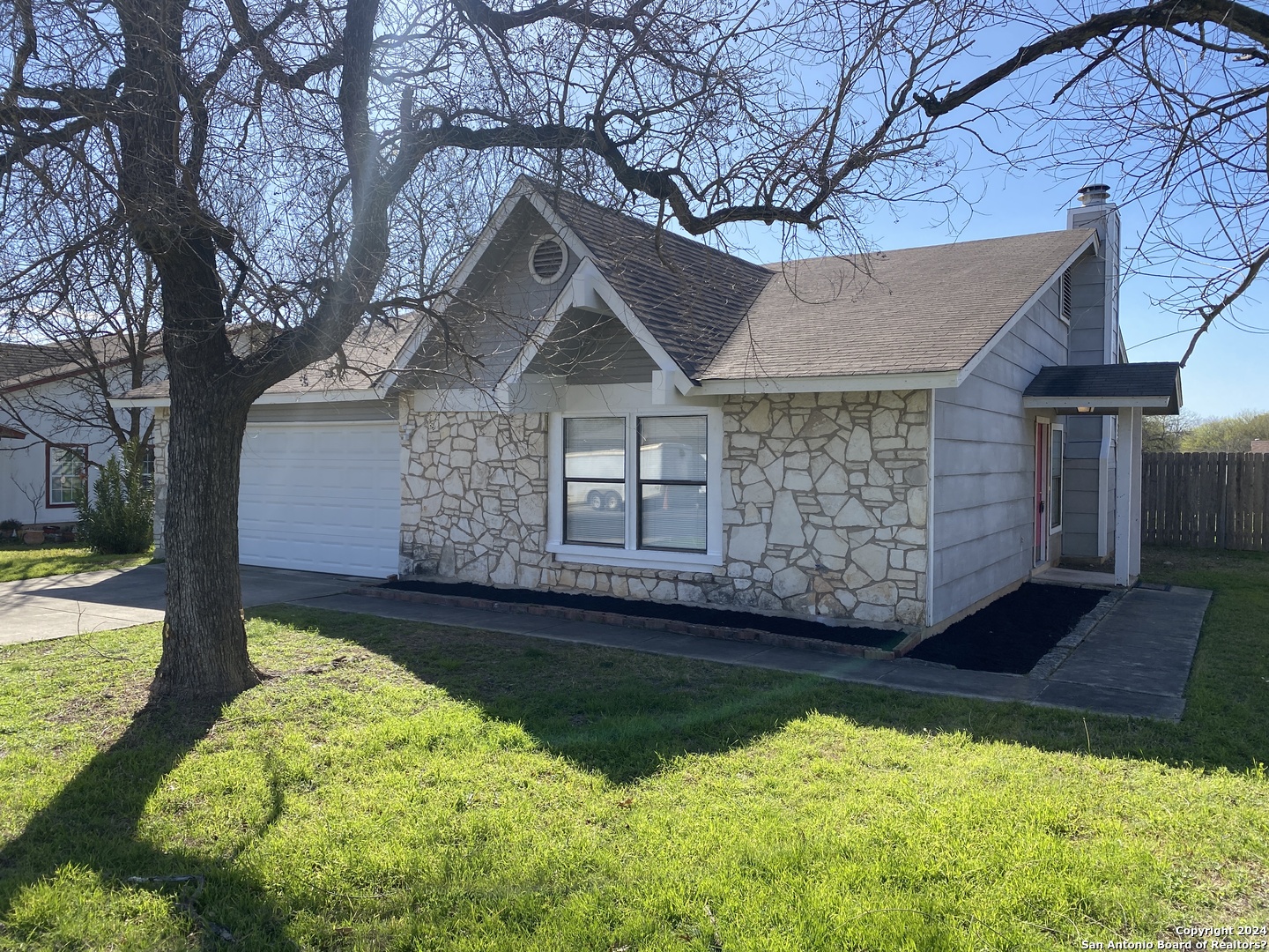 1047 Fillmore Drive San Antonio TX 78245