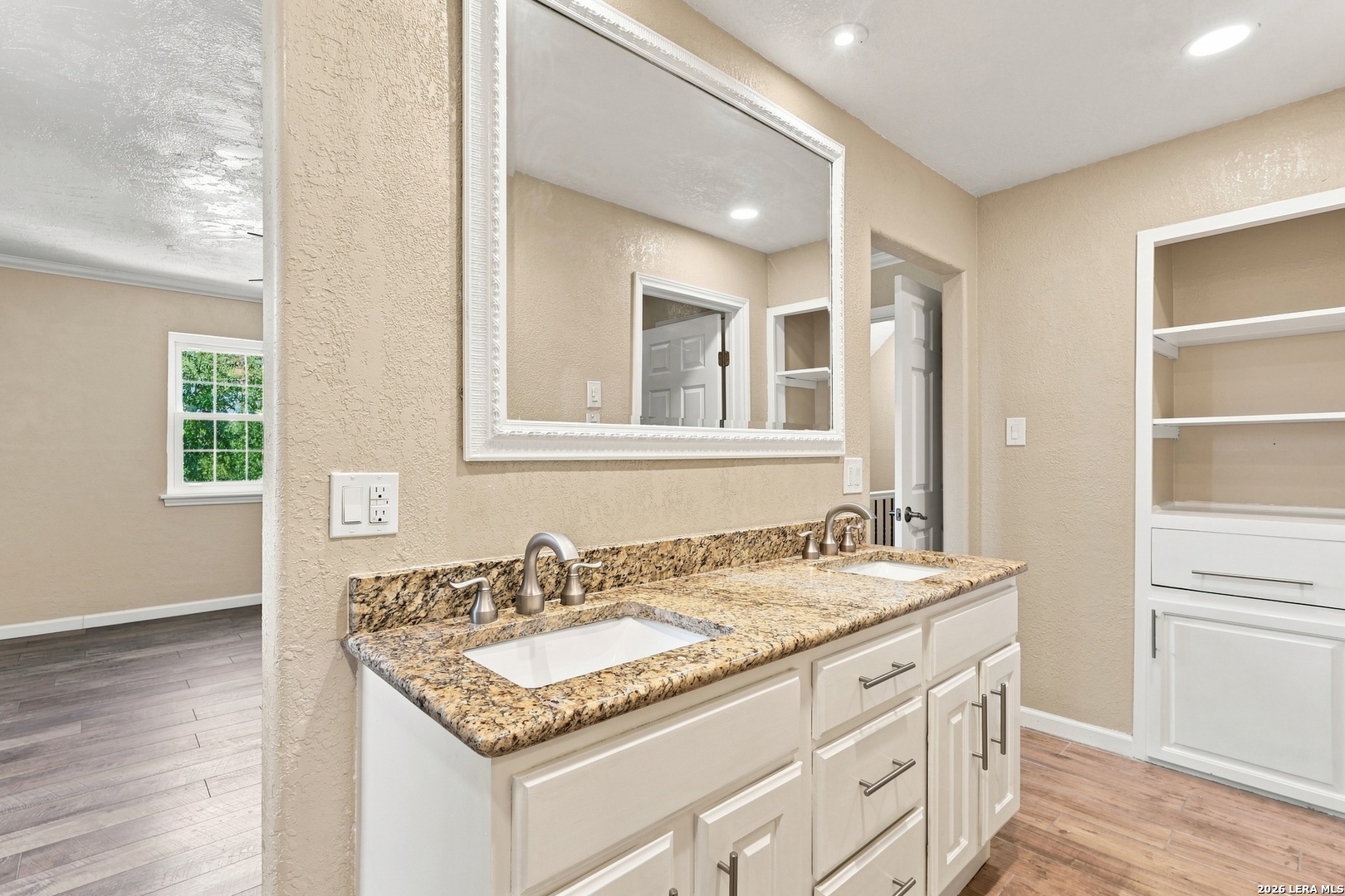 410 Misty Water San Antonio TX 78260