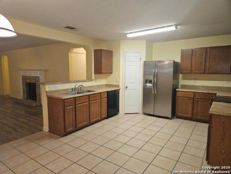 204 N Willow Way Cibolo TX 78108