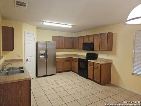 204 N Willow Way Cibolo TX 78108