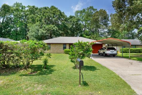 1304 Denison Avenue Cleveland TX 77327