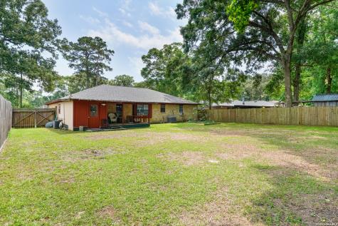 1304 Denison Avenue Cleveland TX 77327