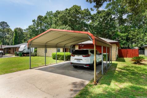 1304 Denison Avenue Cleveland TX 77327