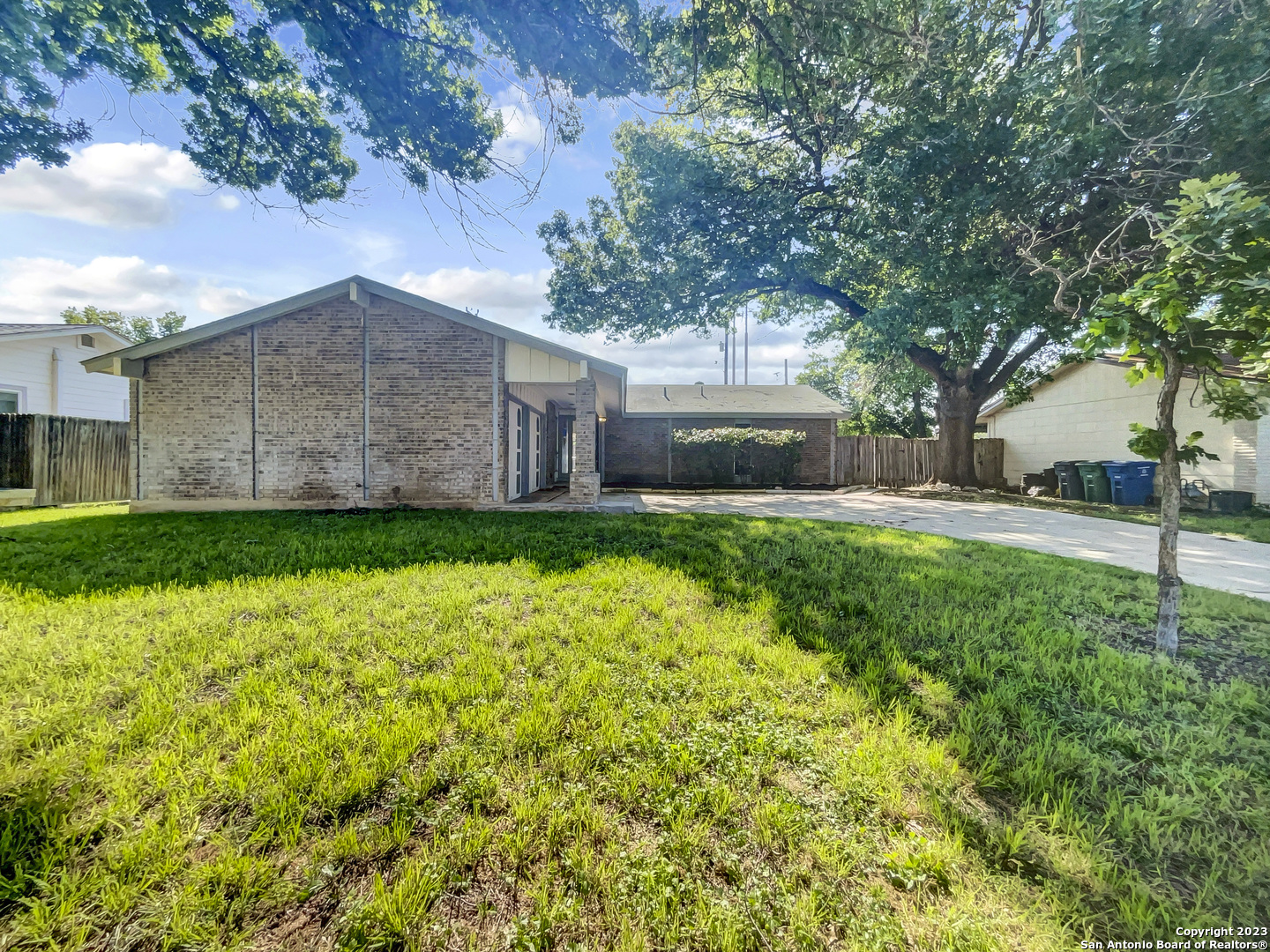 8814 Garden Quarter Street San Antonio TX 78217