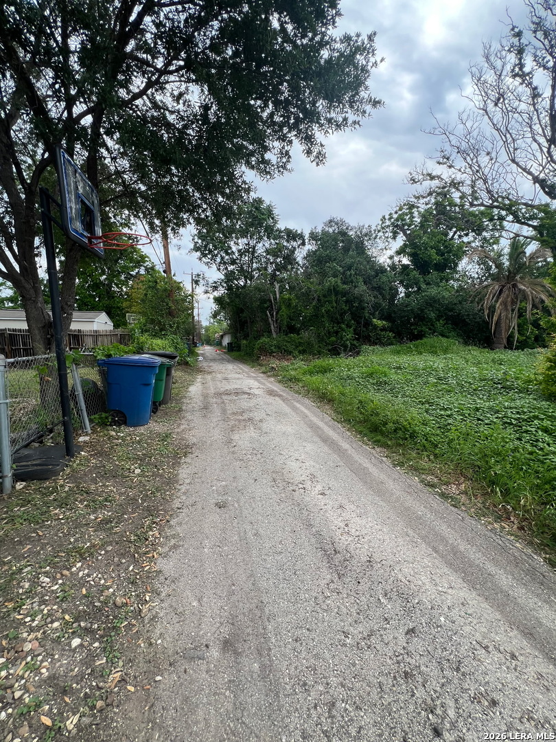 2219 W Gramercy San Antonio TX 78201