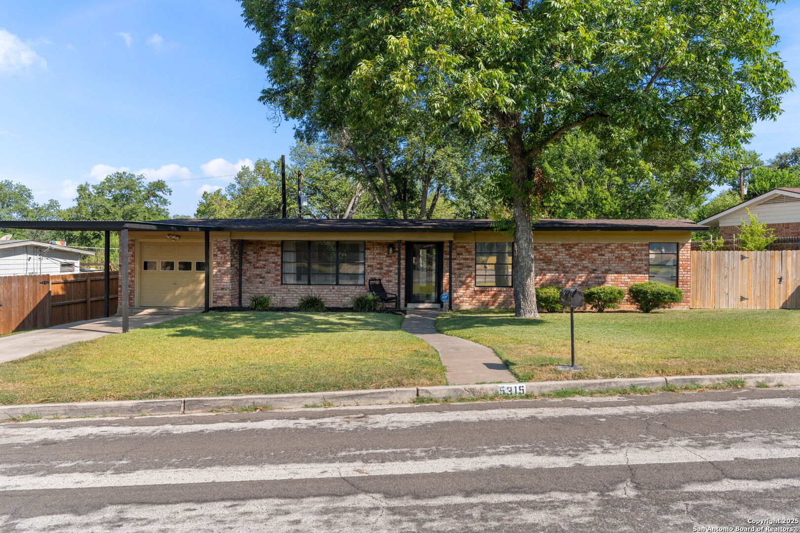 5315 Arrowhead Drive San Antonio TX 78228