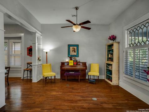 240 Post Avenue San Antonio TX 78215