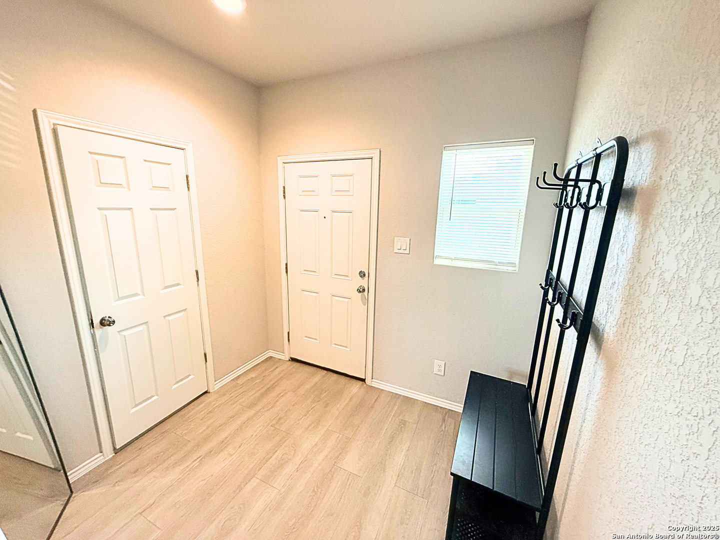 5891 Elm Valley San Antonio TX 78242