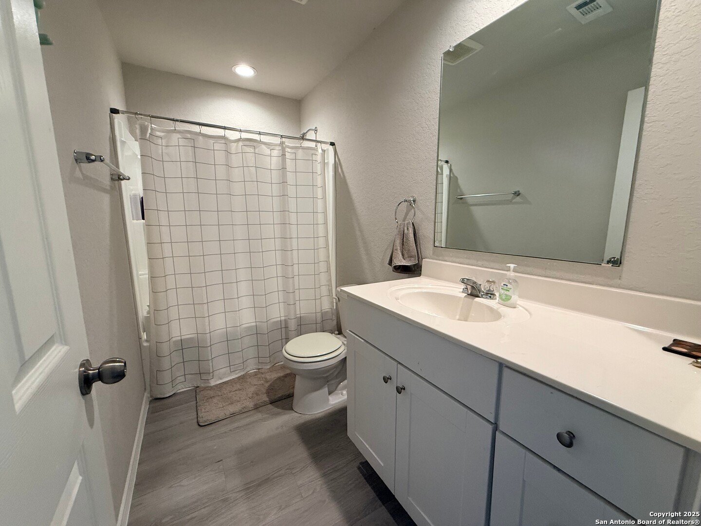 5891 Elm Valley San Antonio TX 78242