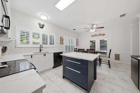 6207 Stable Creek Drive San Antonio TX 78249