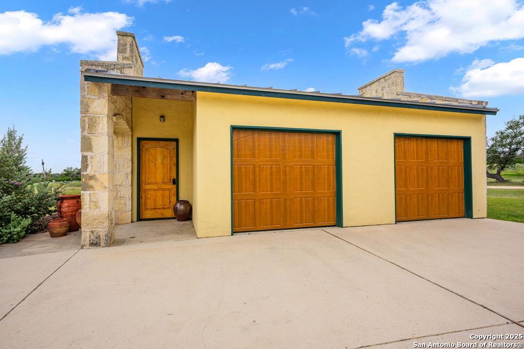 2320 Fiedler Road Harper TX 78028