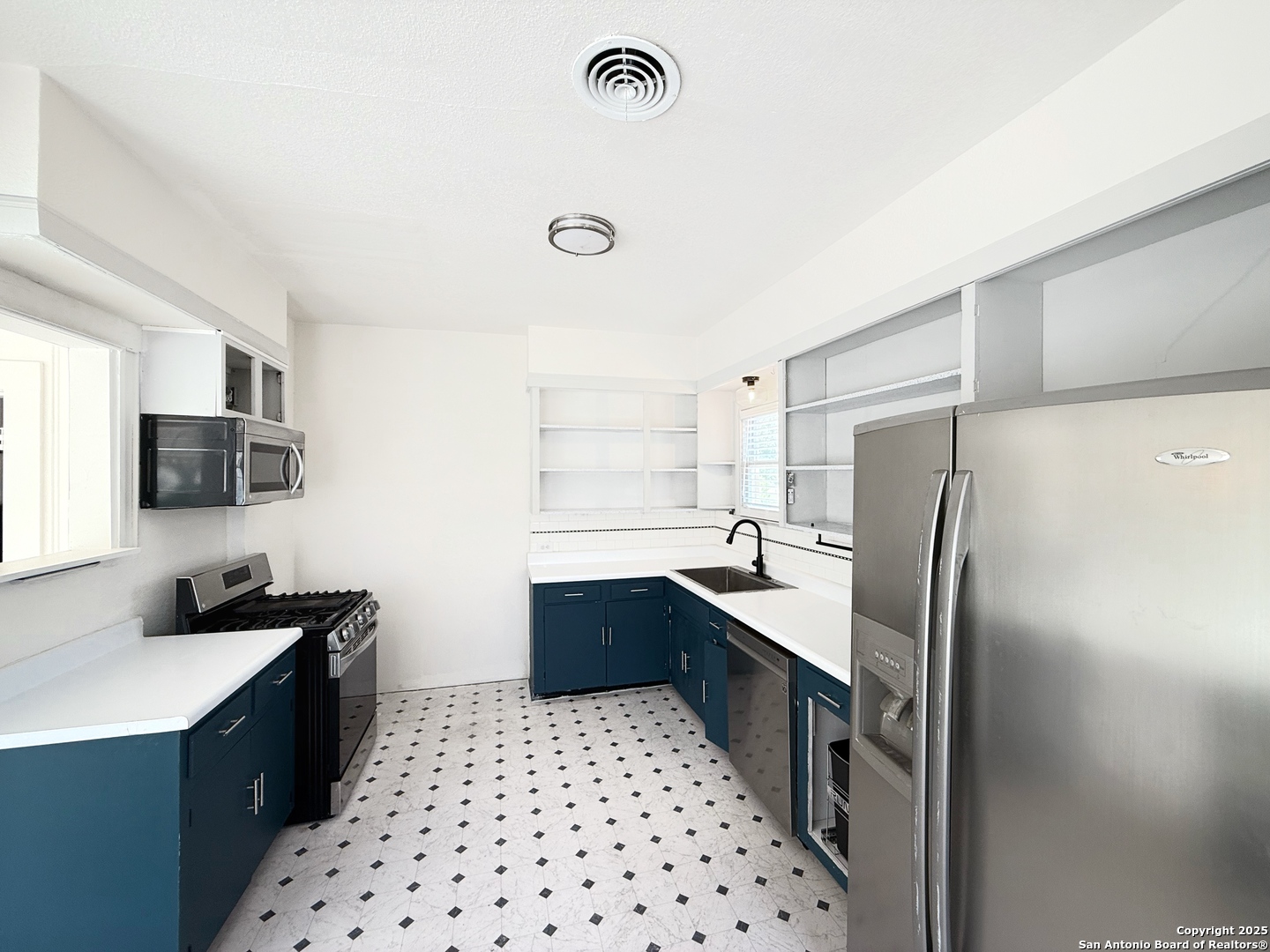1214 Sutton San Antonio TX 78228