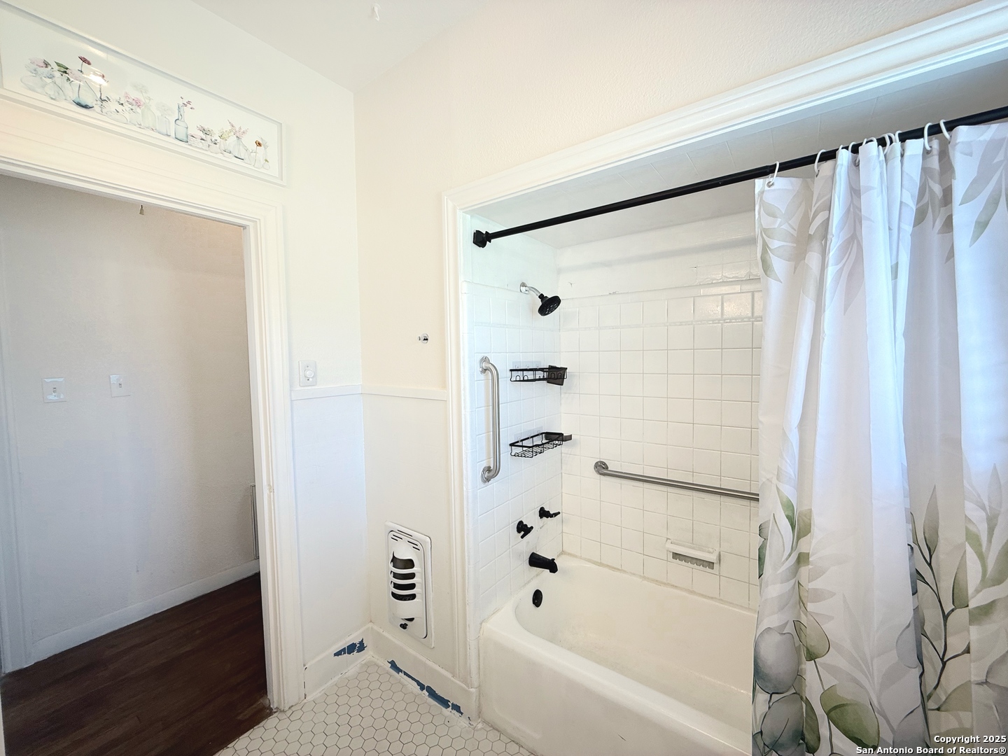 1214 Sutton San Antonio TX 78228