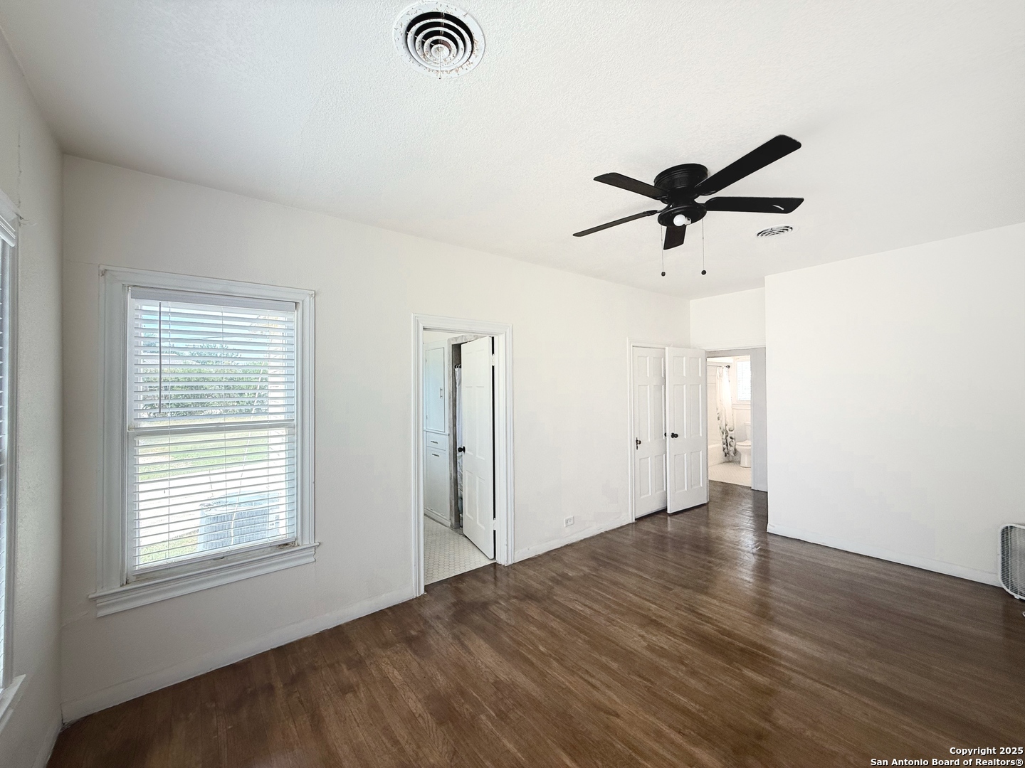 1214 Sutton San Antonio TX 78228