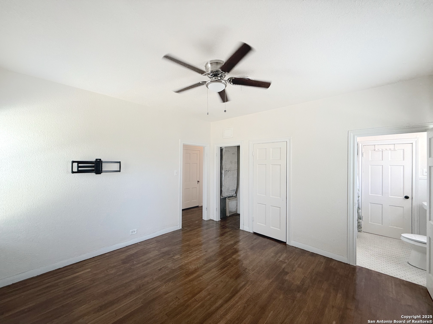 1214 Sutton San Antonio TX 78228