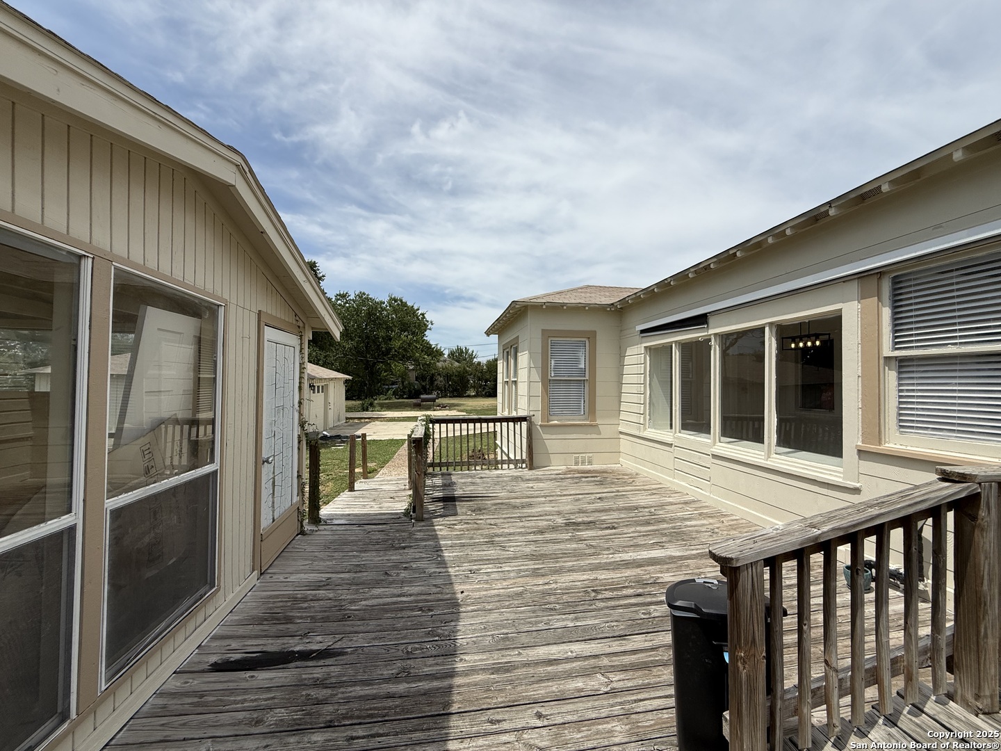 1214 Sutton San Antonio TX 78228