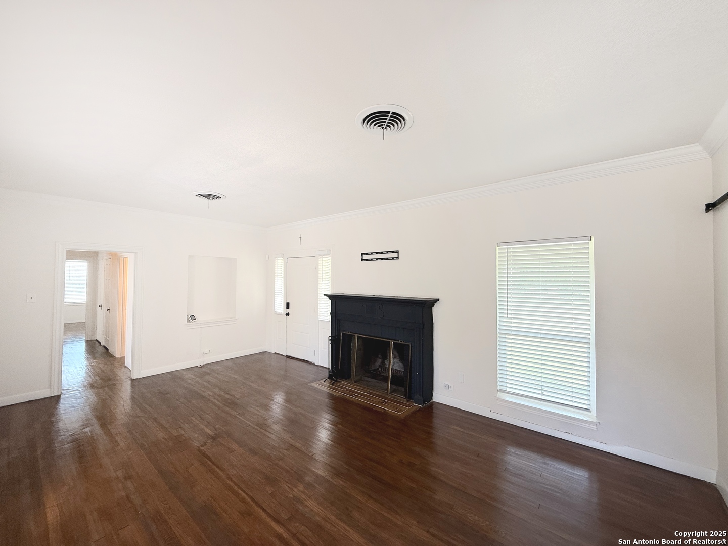 1214 Sutton San Antonio TX 78228