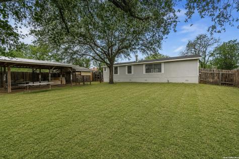 938 Patricia Ann Drive Poteet TX 78065