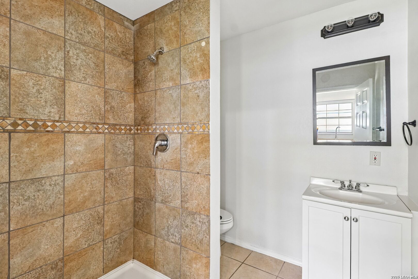 1321 E Zipp Road New Braunfels TX 78130