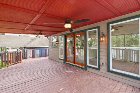 1321 E Zipp Road New Braunfels TX 78130