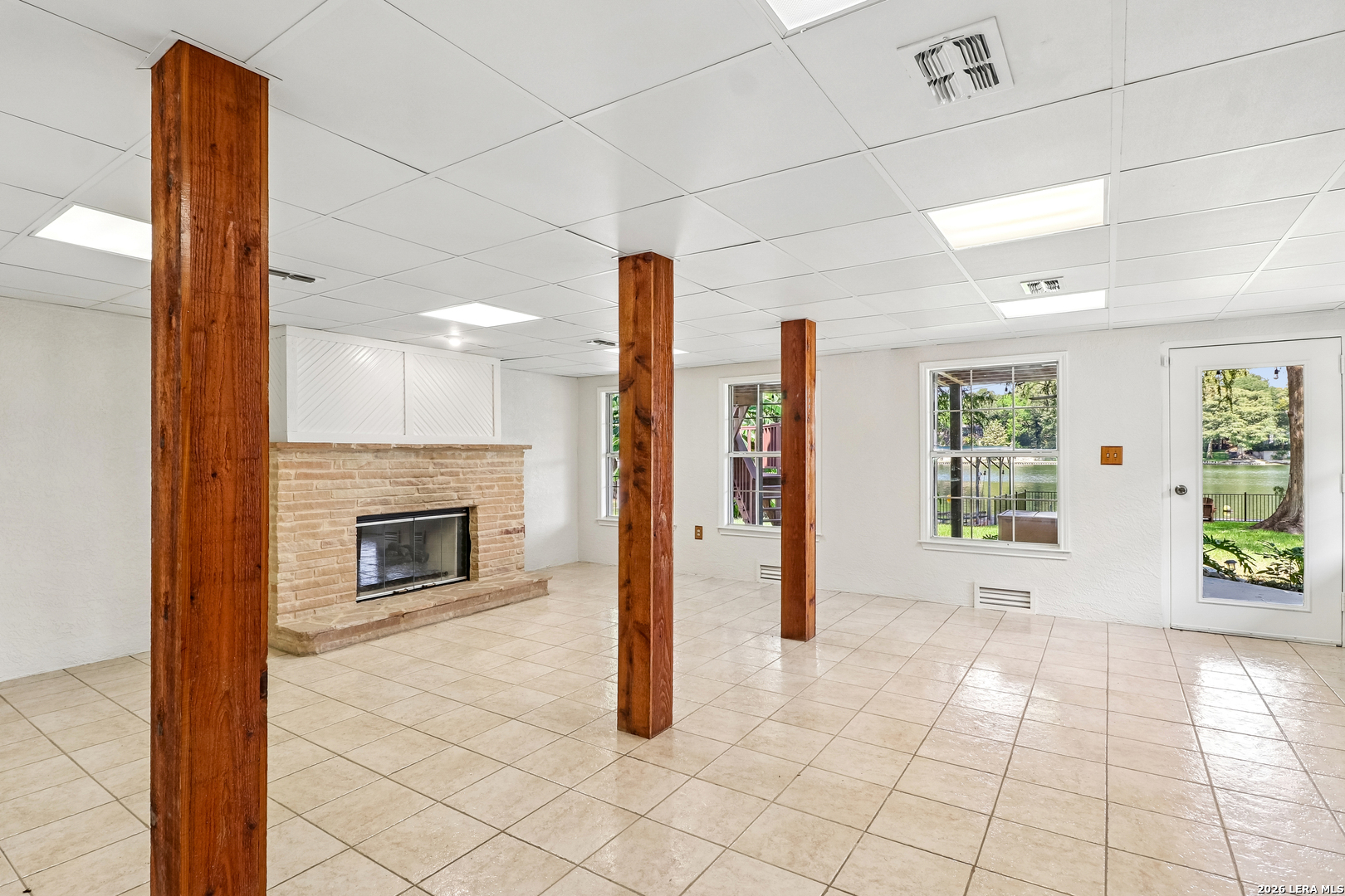 1321 E Zipp Road New Braunfels TX 78130