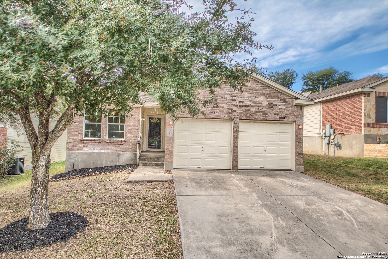 3831 Sumantra Cliff San Antonio TX 78261