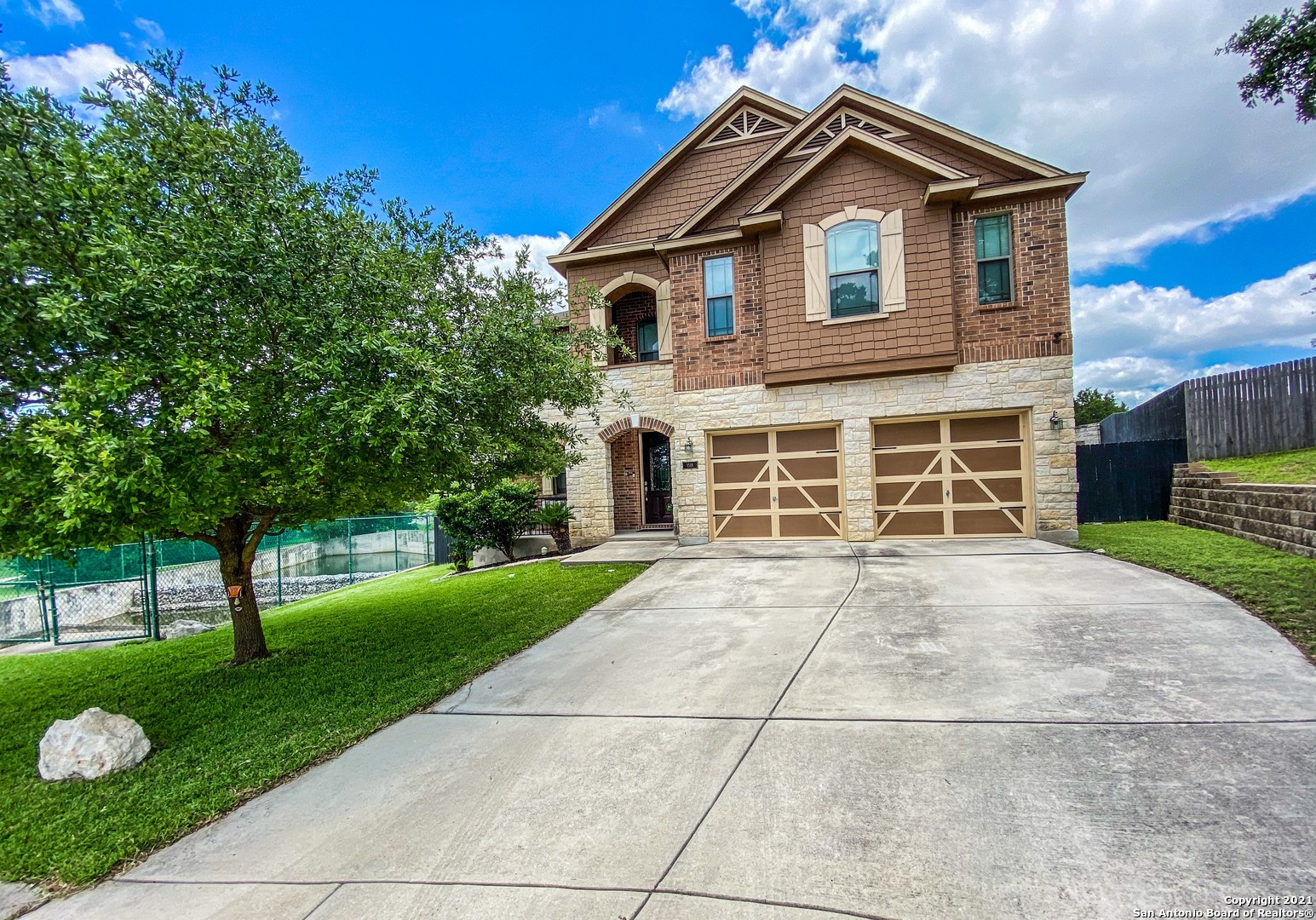 1518 Saddle Blanket San Antonio TX 78258