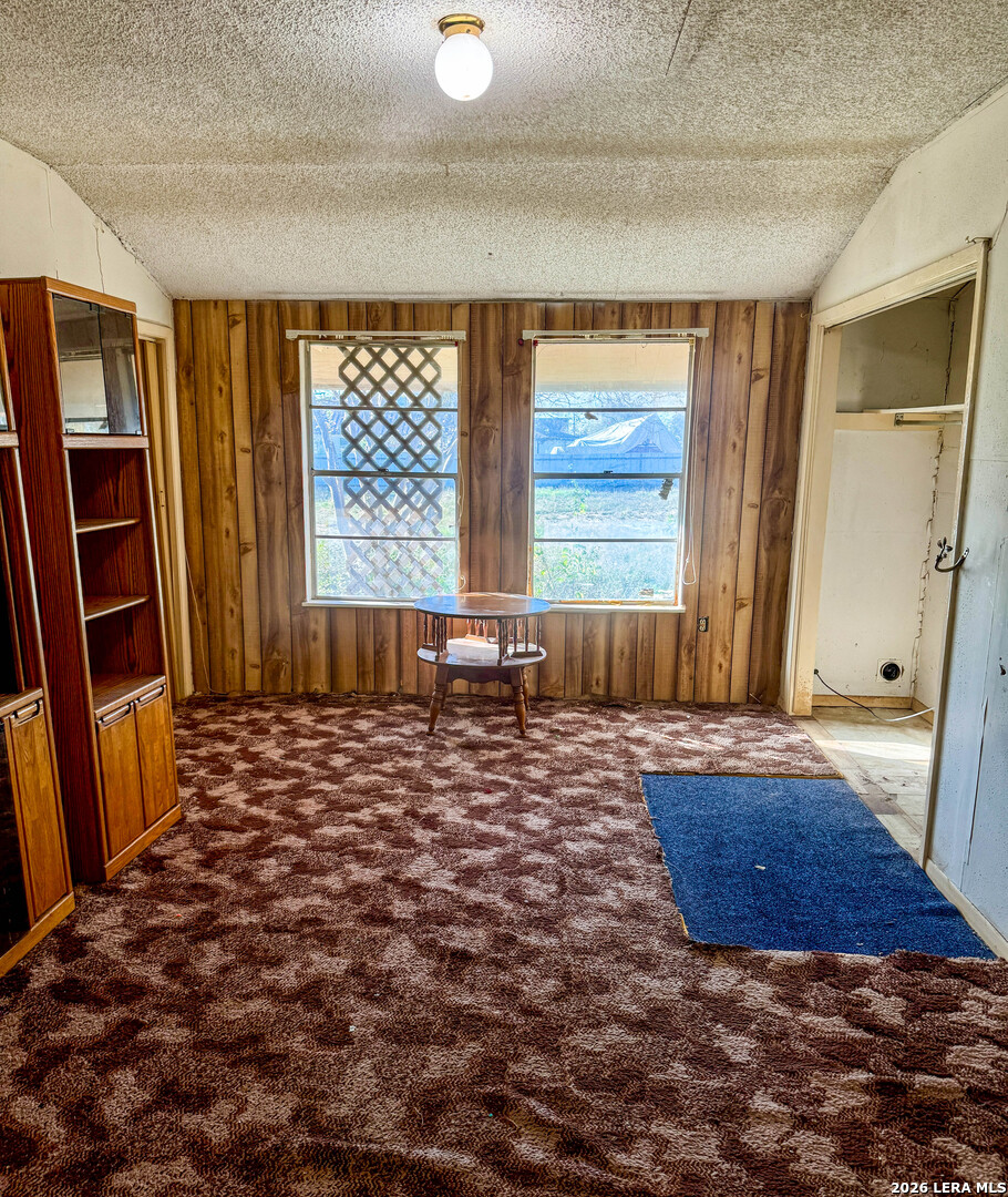 4672 Rakowitz Adkins TX 78101