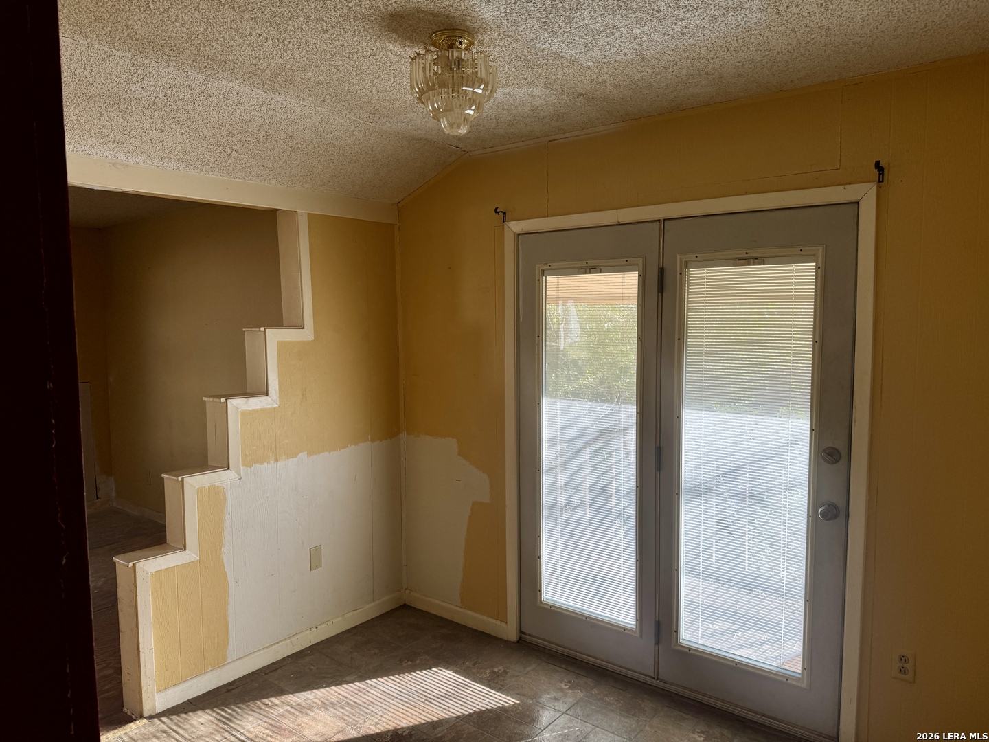 4672 Rakowitz Adkins TX 78101