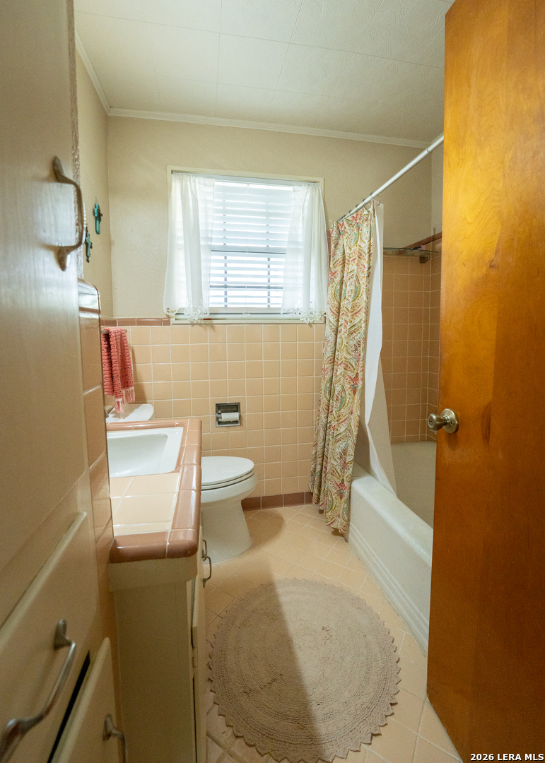 635 Edgebrook Lane San Antonio TX 78213