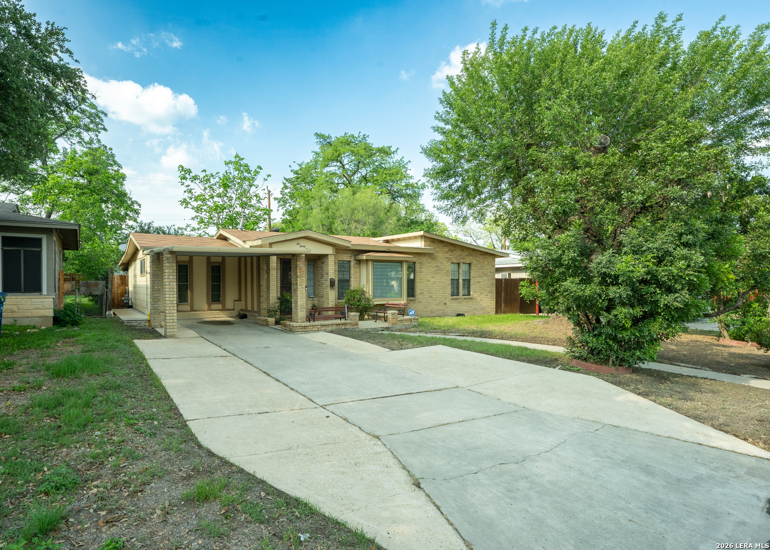 635 Edgebrook Lane San Antonio TX 78213