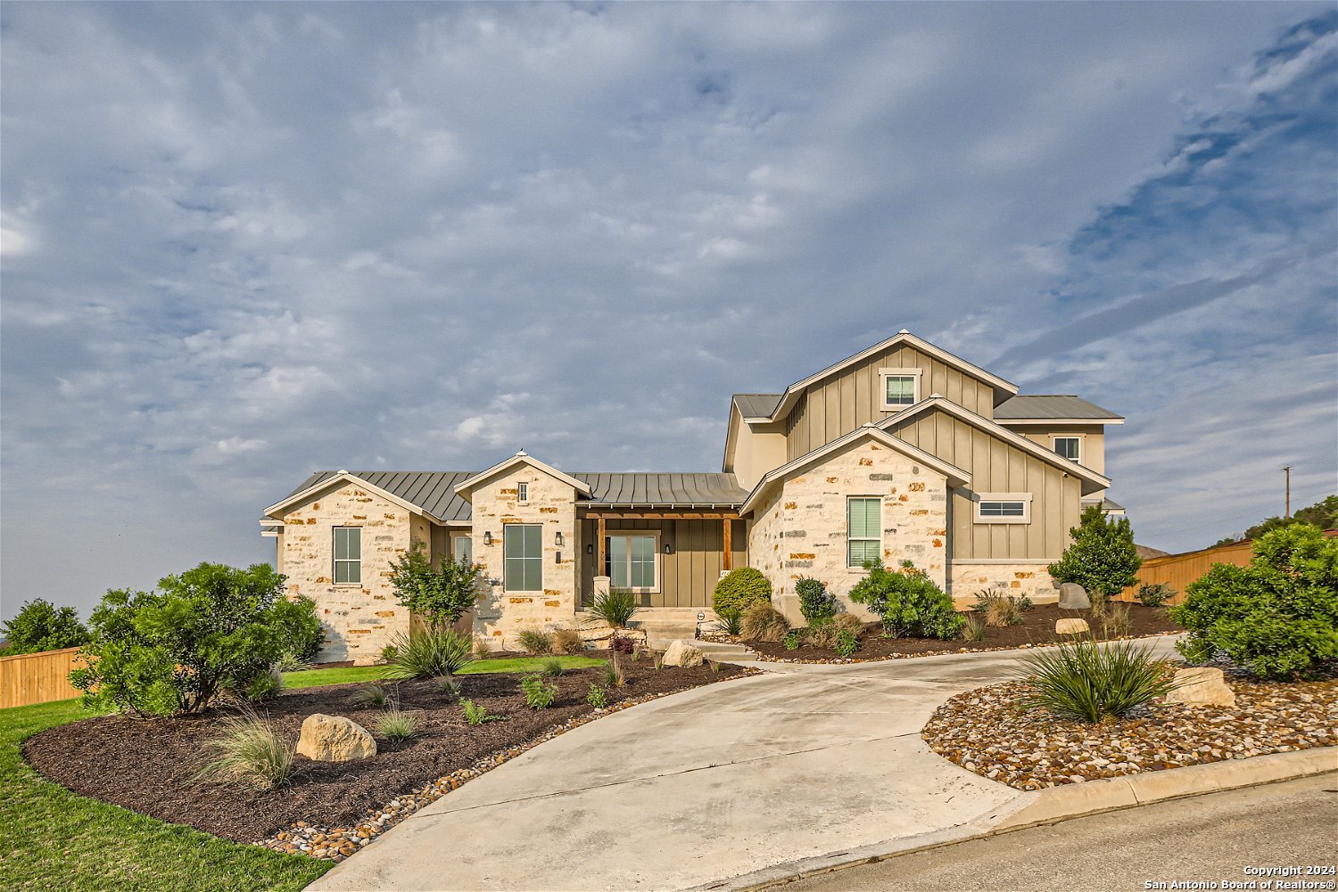 27240 Highland Crest San Antonio TX 78260