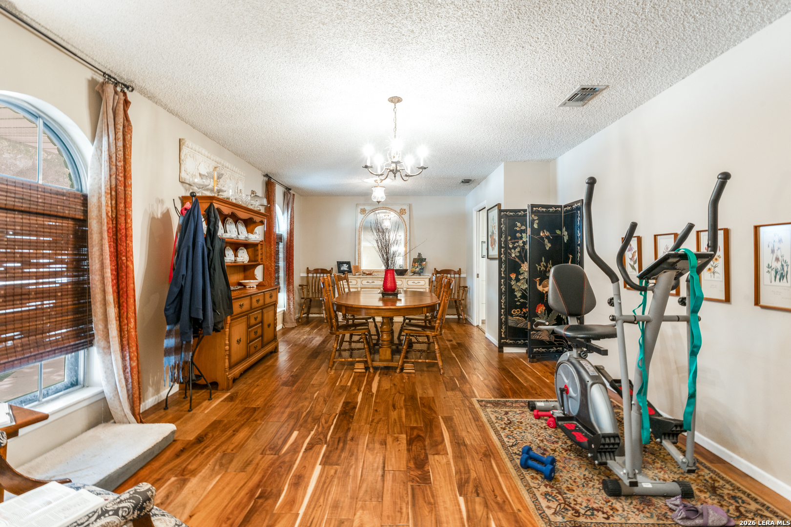 507 Amistad Universal City TX 78148